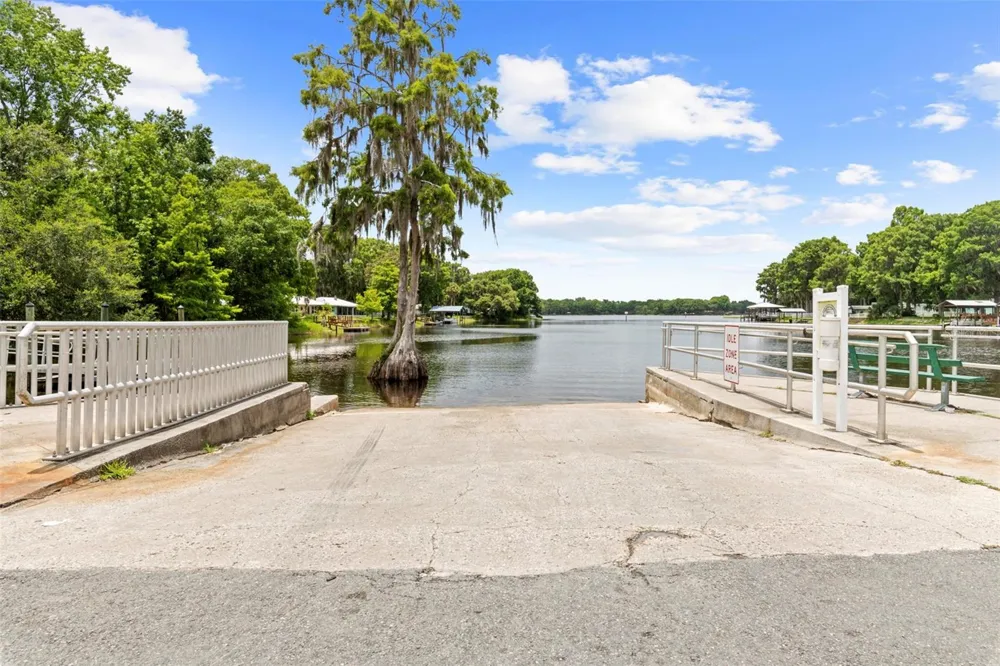 11420 E STEAMBOAT DRIVE Floral City, FL 34436
