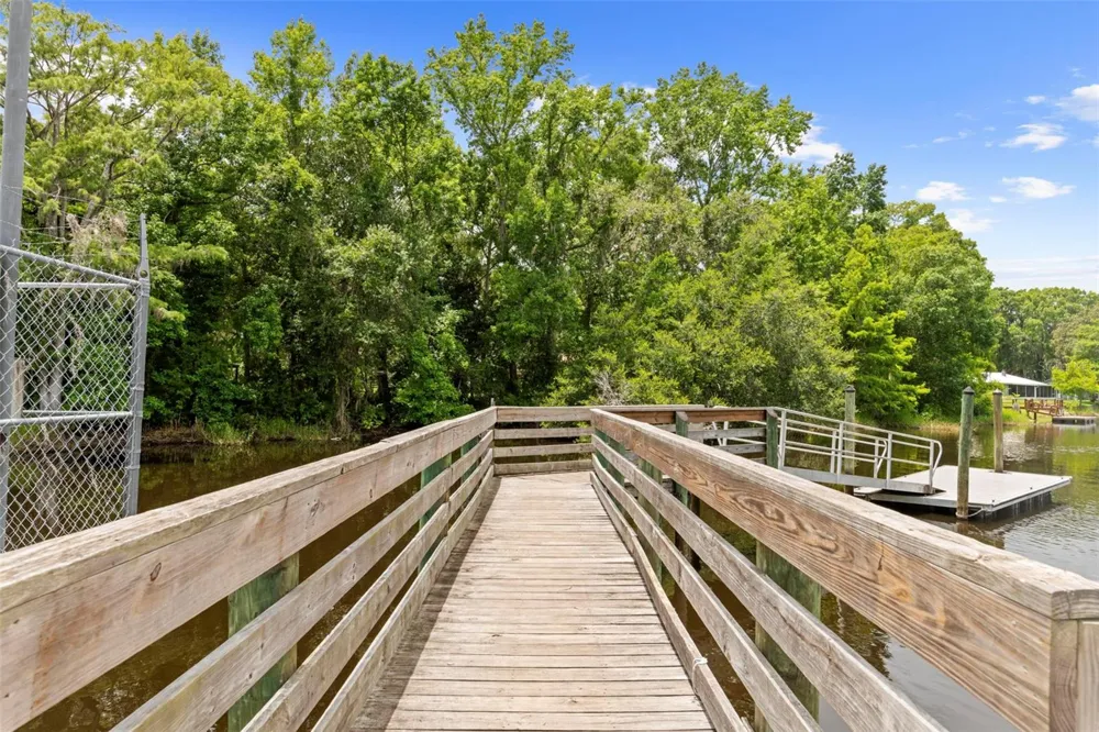 11420 E STEAMBOAT DRIVE Floral City, FL 34436