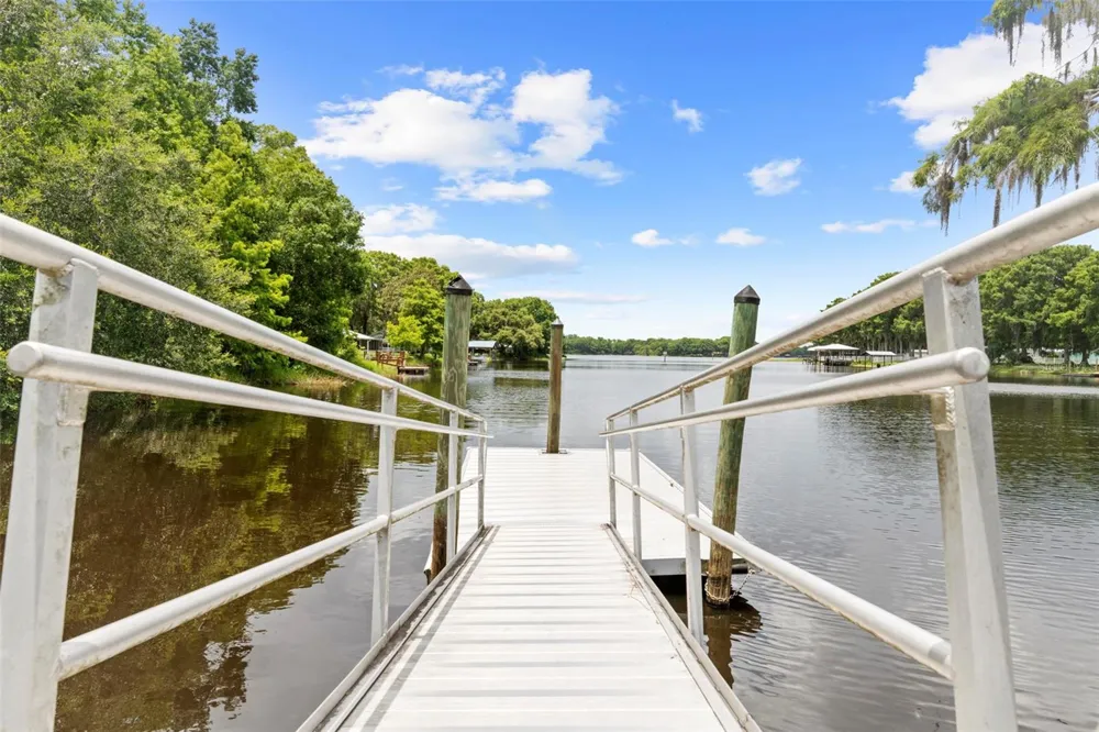 11420 E STEAMBOAT DRIVE Floral City, FL 34436