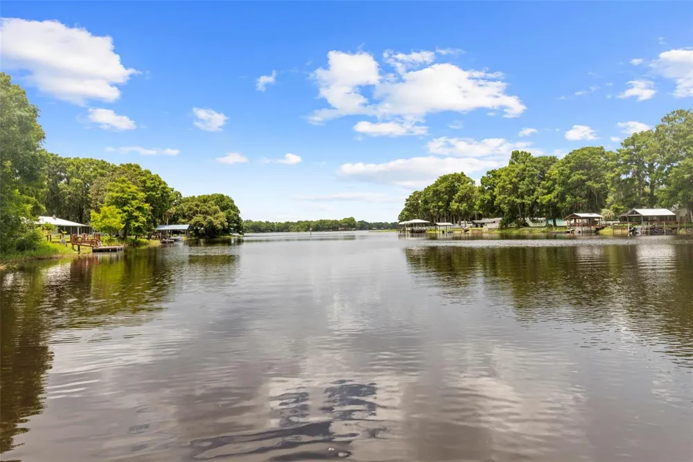 11420 E STEAMBOAT DRIVE Floral City, FL 34436