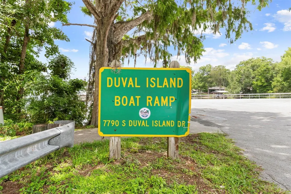 11420 E STEAMBOAT DRIVE Floral City, FL 34436