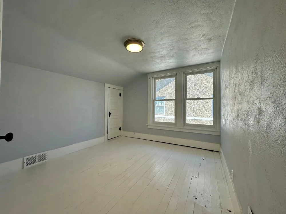 742 Freeman Avenue Luverne, MN 56156