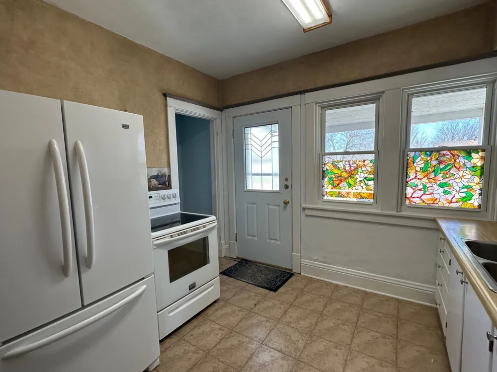 742 Freeman Avenue Luverne, MN 56156