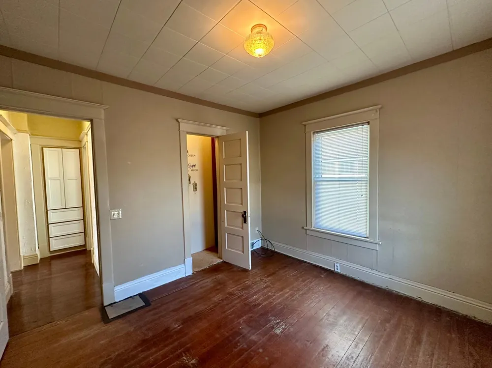 742 Freeman Avenue Luverne, MN 56156