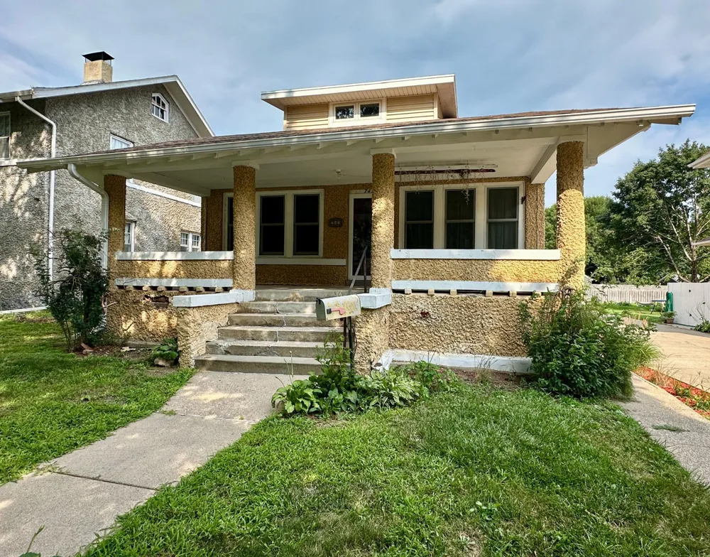 742 Freeman Avenue Luverne, MN 56156