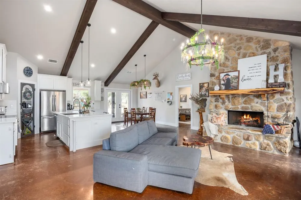 300 Kiowa Creek Trail Fredericksburg, TX 78624