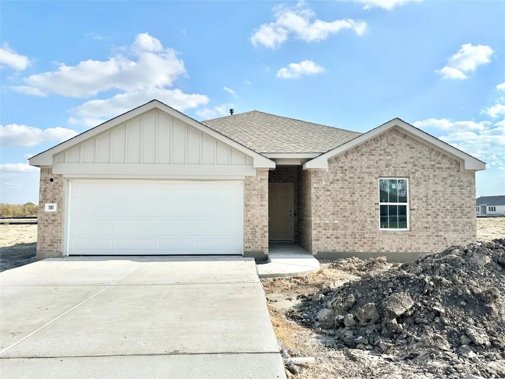 191 Oriole Street Kyle, TX 78640