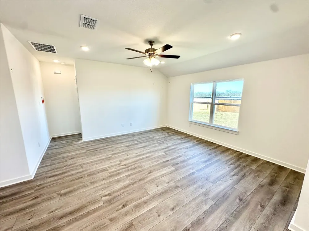 191 Oriole Street Kyle, TX 78640