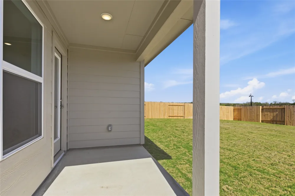 191 Oriole Street Kyle, TX 78640