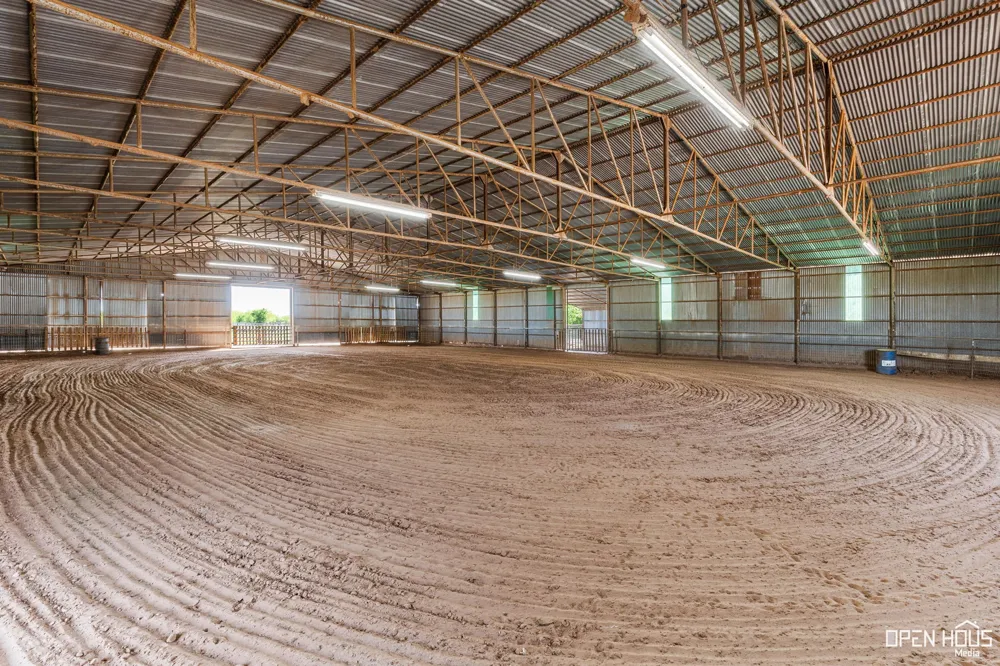 3613 FM 367 Iowa Park, TX 76367