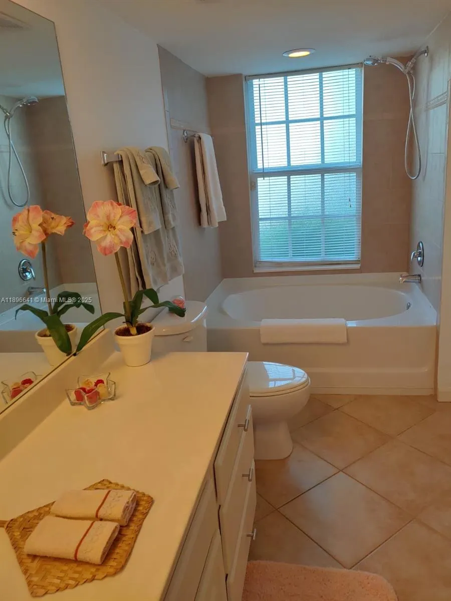4122 Residence dr #102 Fort Myers, FL 33901