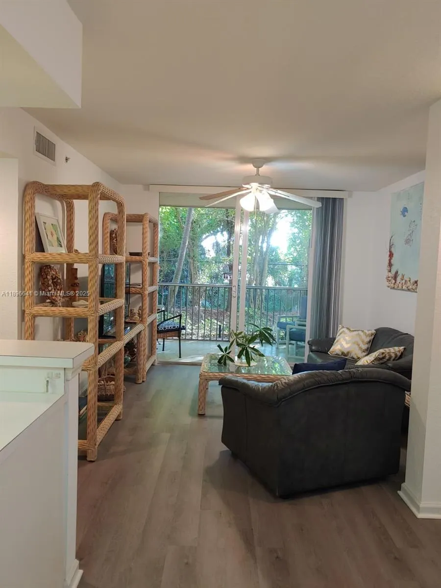 4122 Residence dr #102 Fort Myers, FL 33901