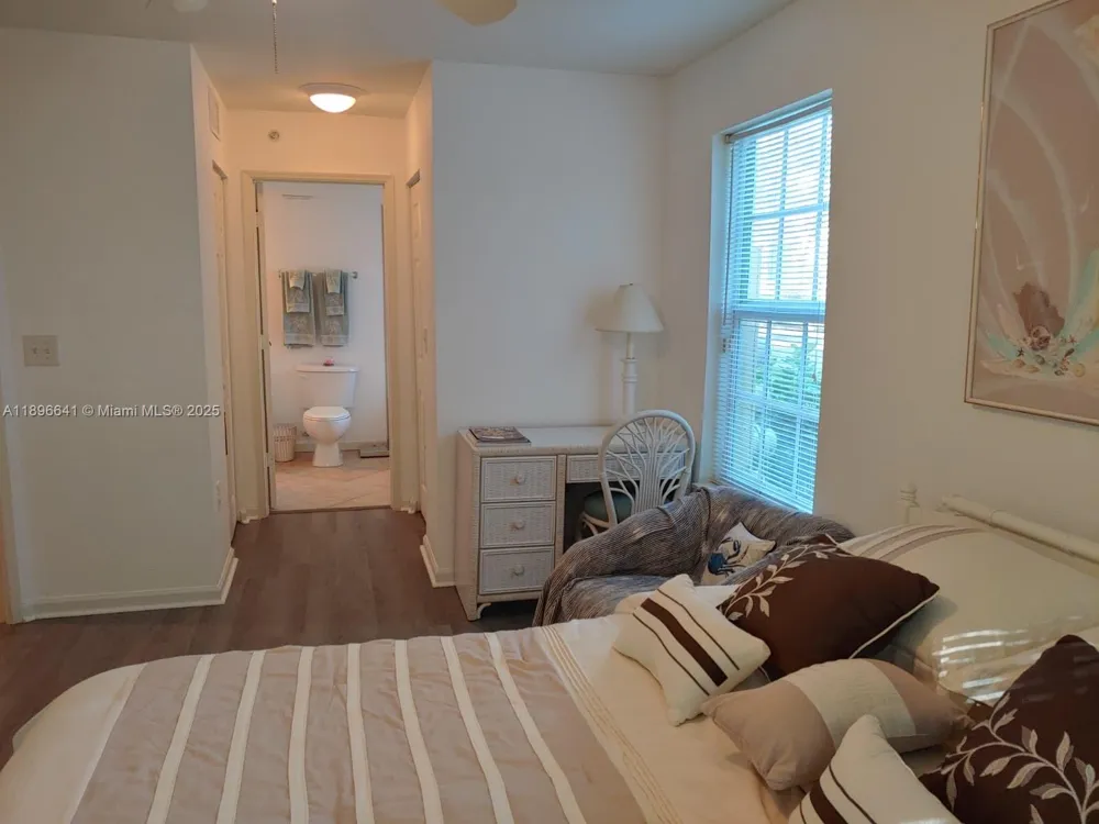 4122 Residence dr #102 Fort Myers, FL 33901
