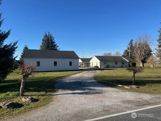 8885 Line rd Lynden, WA 98264