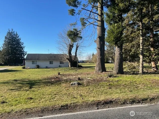 8885 Line rd Lynden, WA 98264