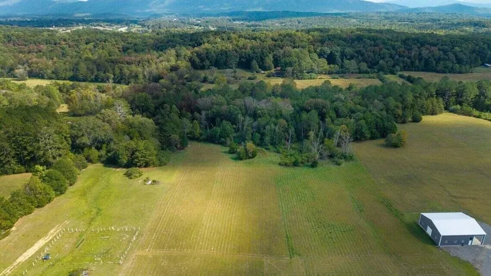1 Benton Station Road Benton, TN 37307