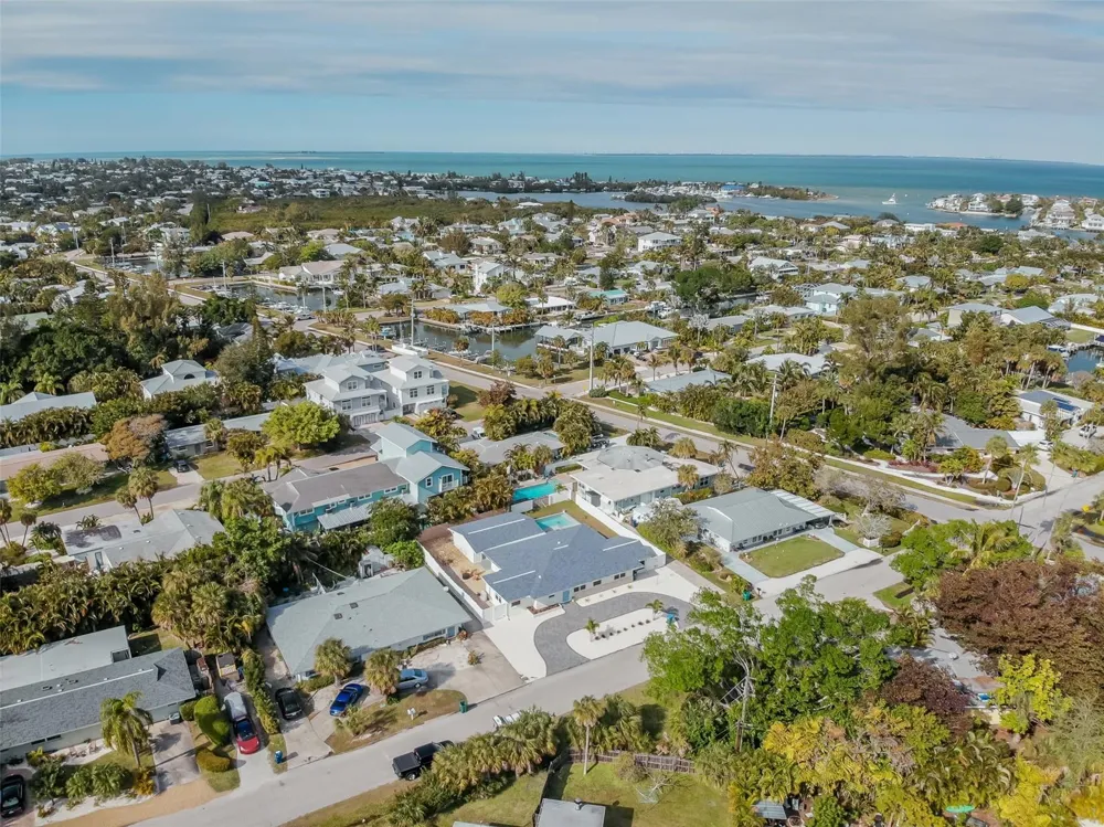 408 71ST STREET Holmes Beach, FL 34217