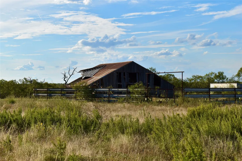 11595 W Fm 2028 Melvin, TX 76858