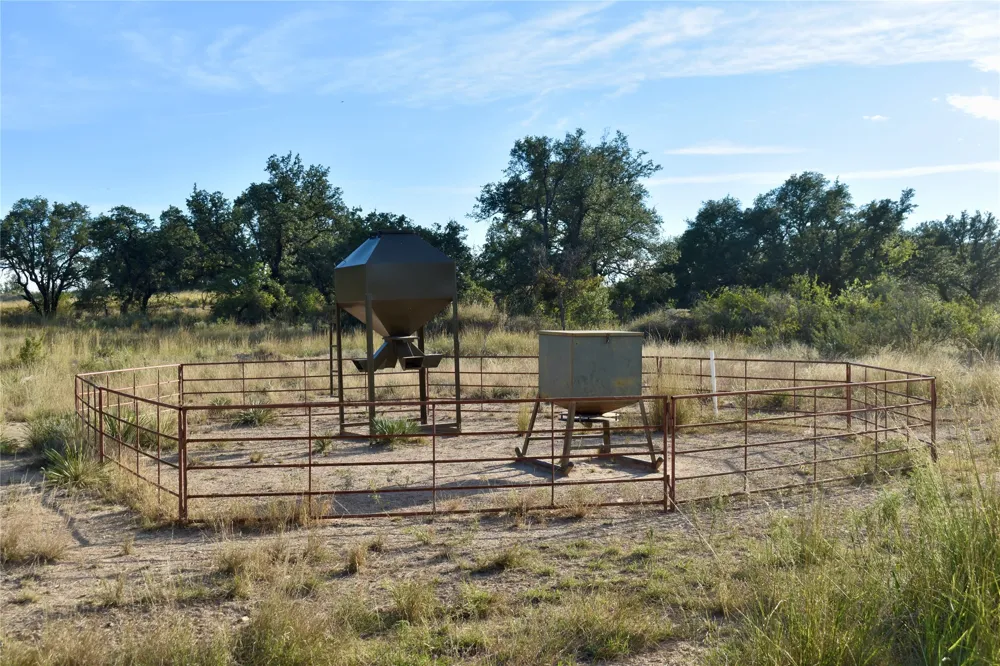 11595 W Fm 2028 Melvin, TX 76858