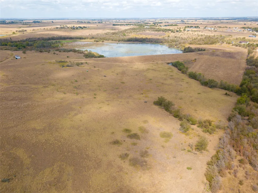 2689 County Road 419 Road Taylor, TX 76574