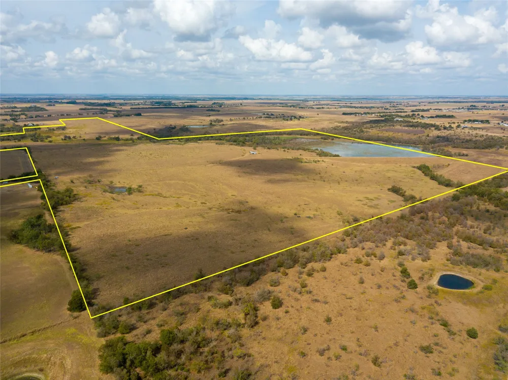 2689 County Road 419 Road Taylor, TX 76574