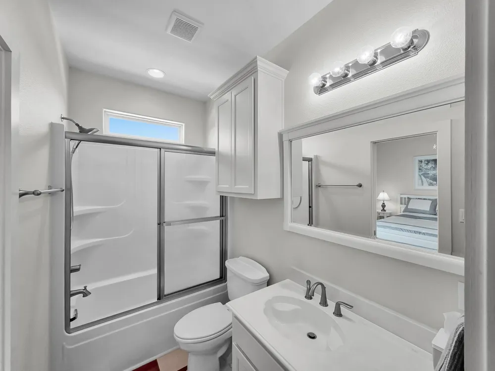 1332 Van Sant Gilchrist, TX 77617