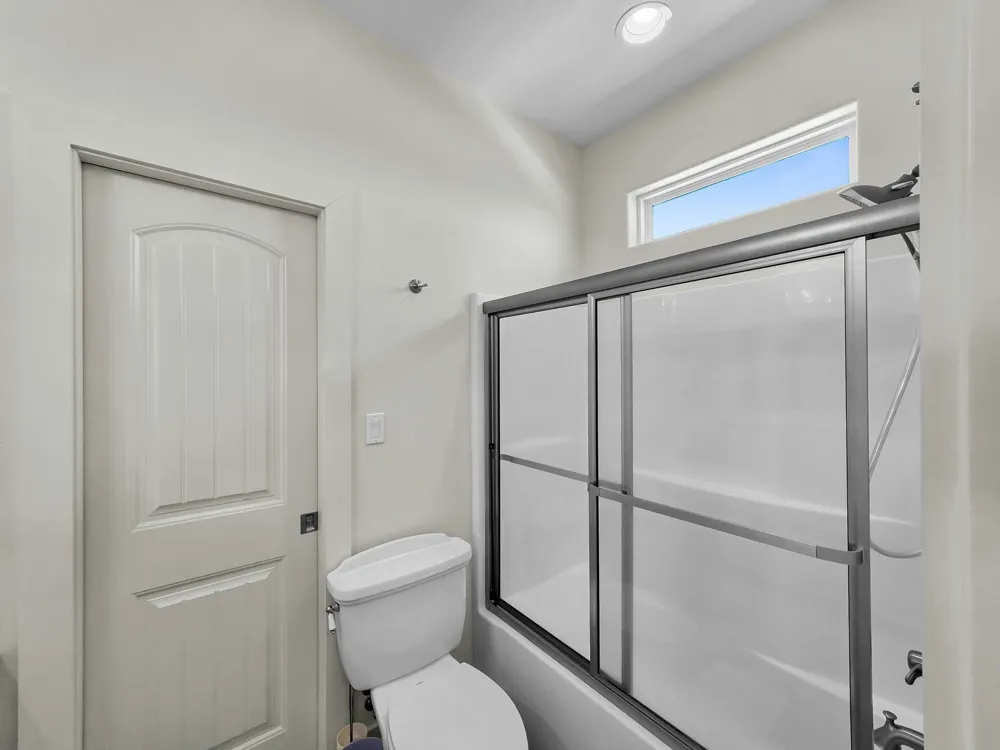 1332 Van Sant Gilchrist, TX 77617
