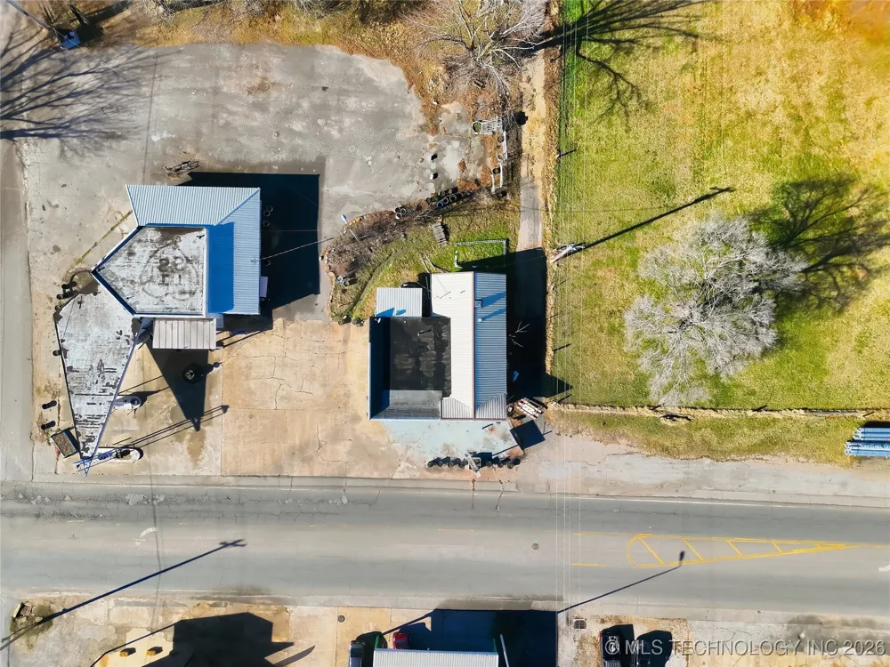 320 S 2nd Street Stilwell, OK 74960
