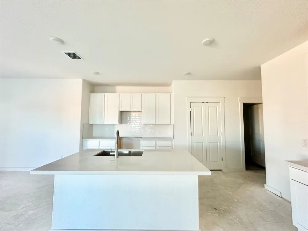 263 Oriole Street Kyle, TX 78640