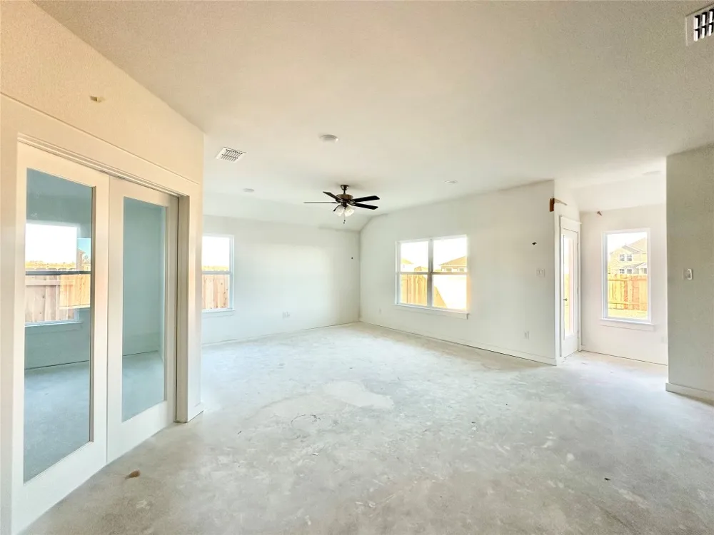 263 Oriole Street Kyle, TX 78640