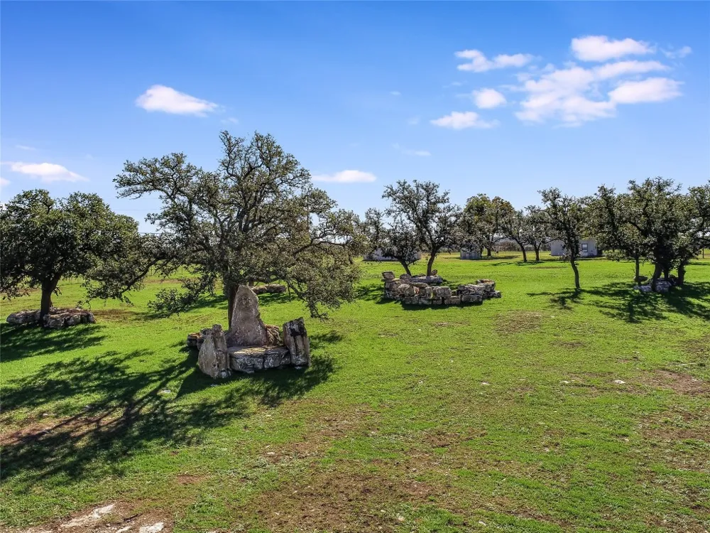788 Clarence Jacoby Road Fredericksburg, TX 78624