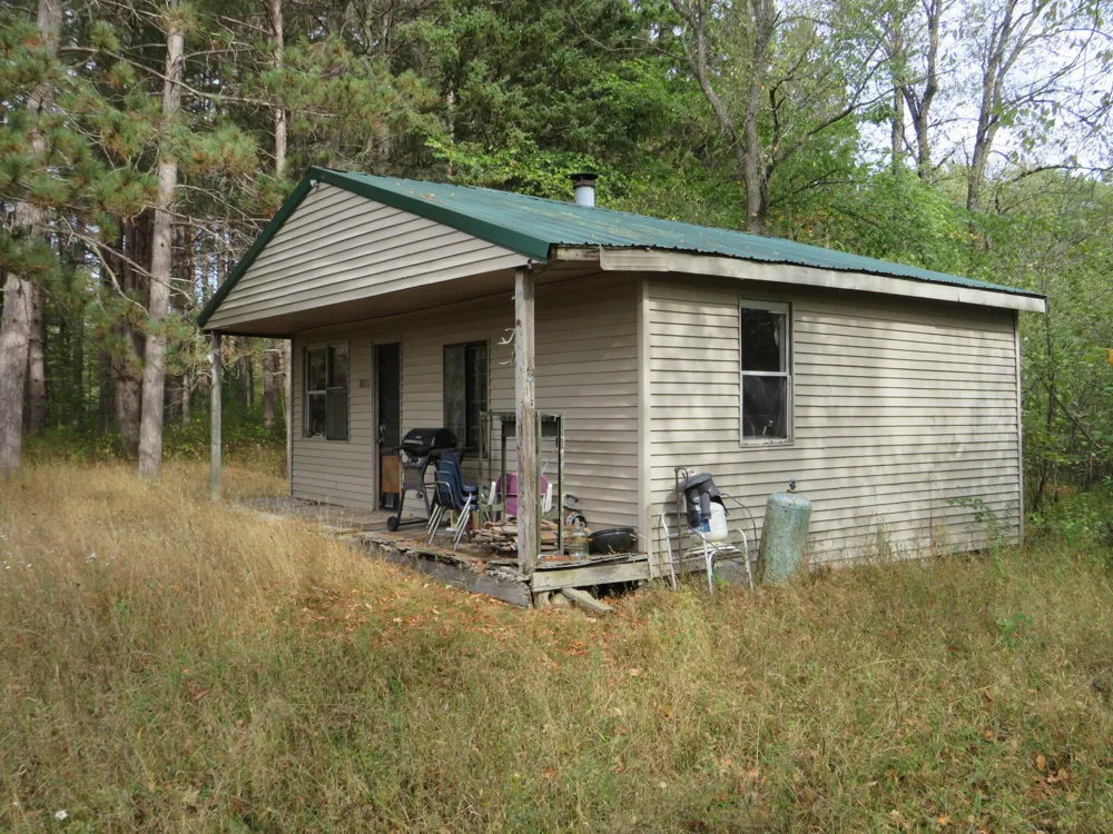 VL 17 Mile Road Marion, MI 49665