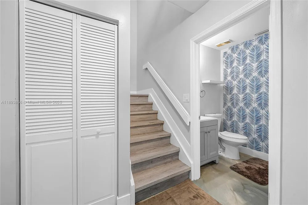 3875 Island club w Lantana, FL 33462
