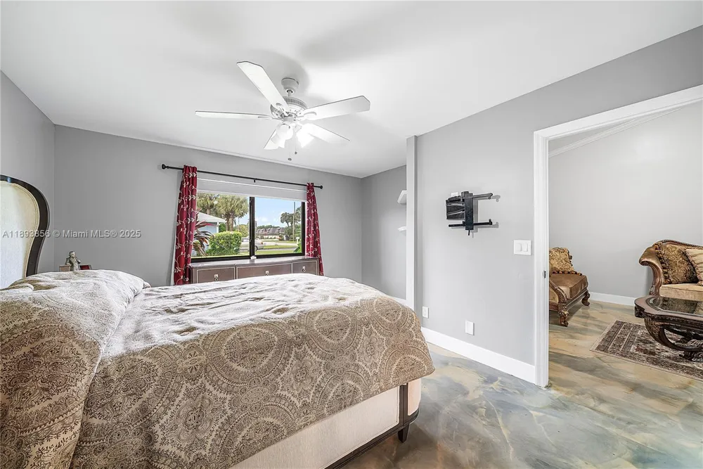 3875 Island club w Lantana, FL 33462