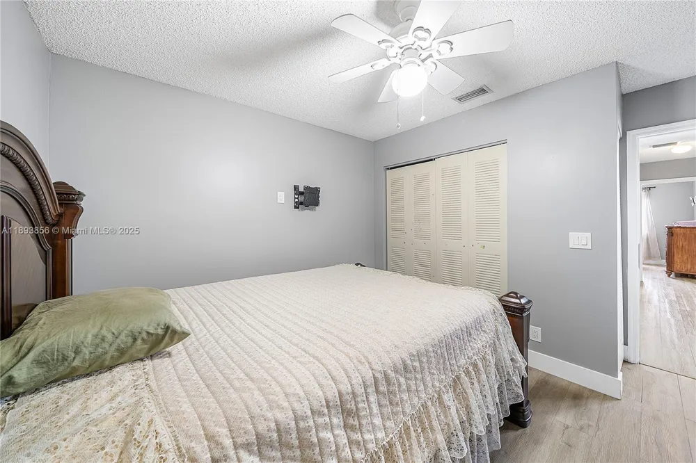 3875 Island club w Lantana, FL 33462