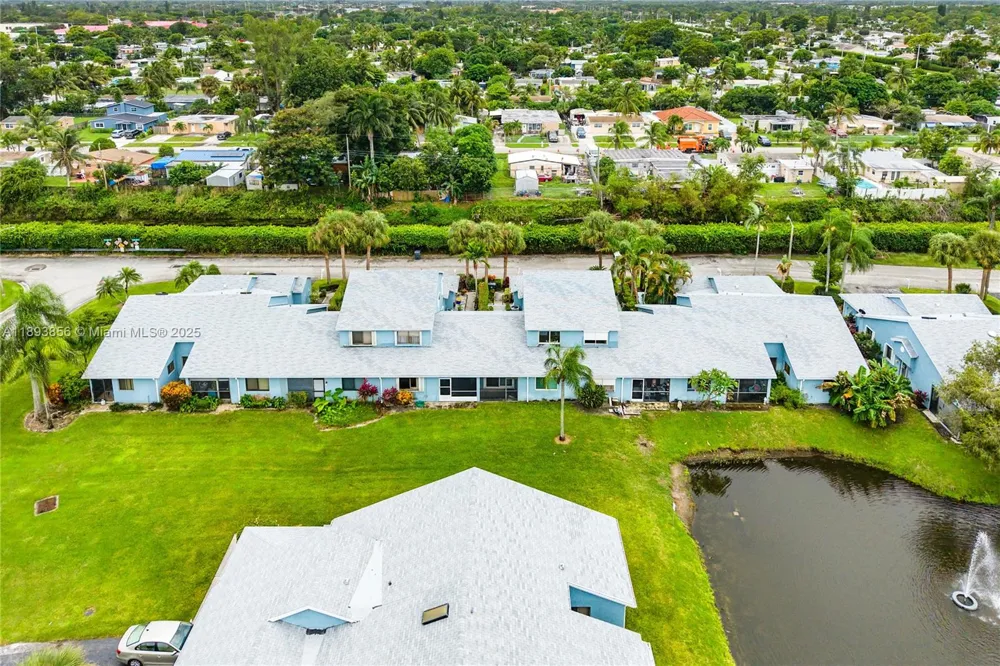 3875 Island club w Lantana, FL 33462