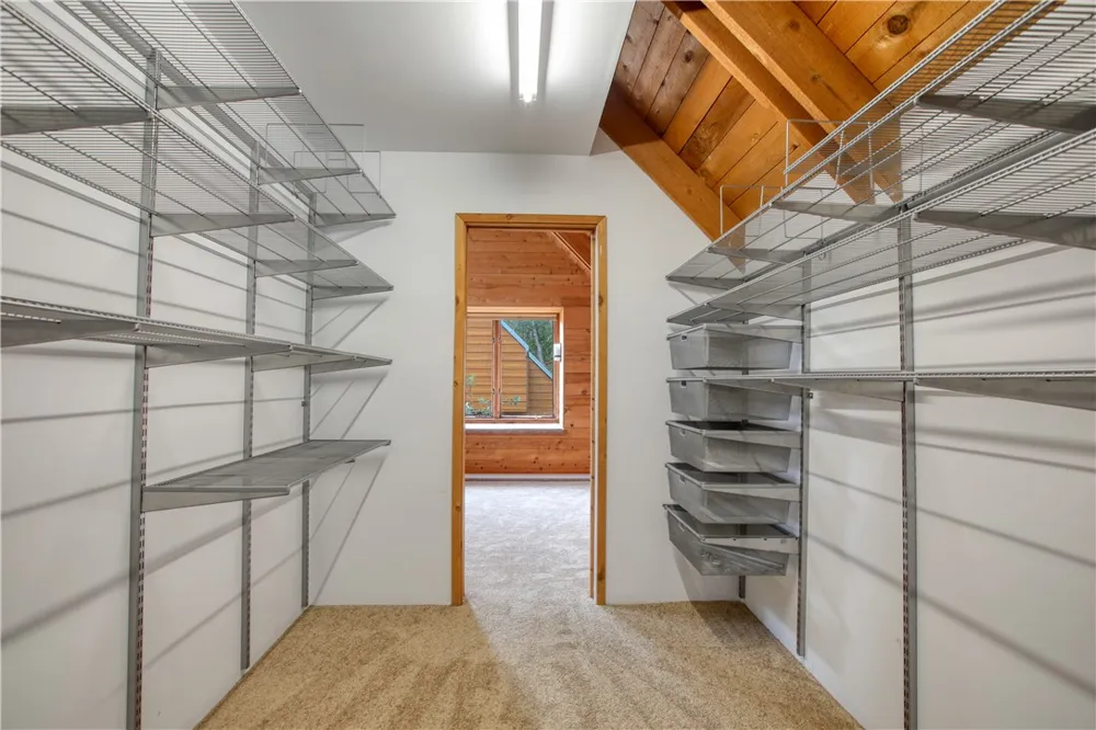 1021 Hillcrest Cambria, CA 93428