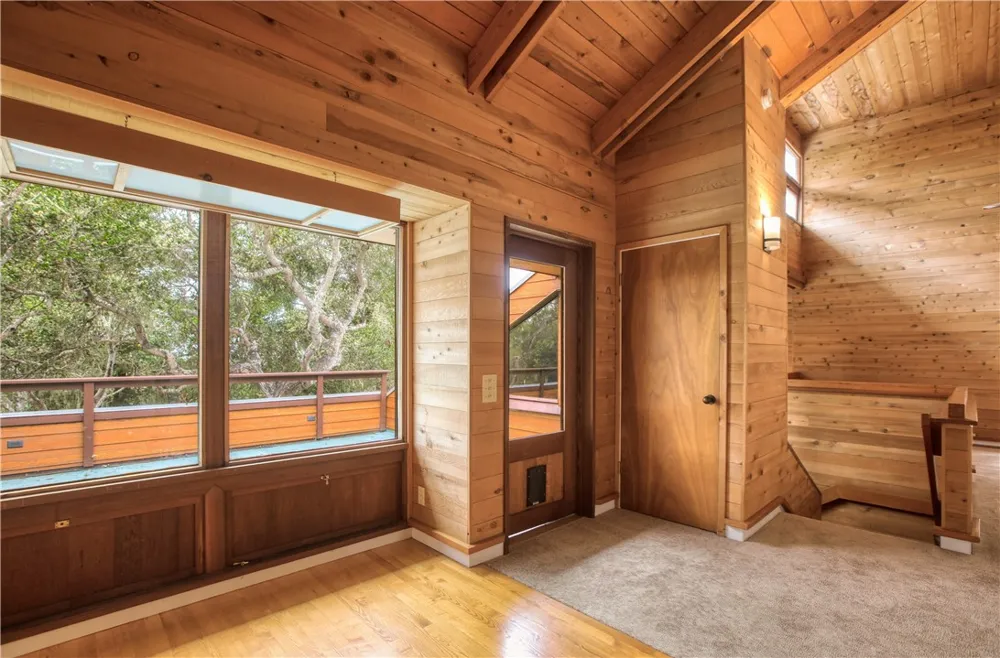 1021 Hillcrest Cambria, CA 93428