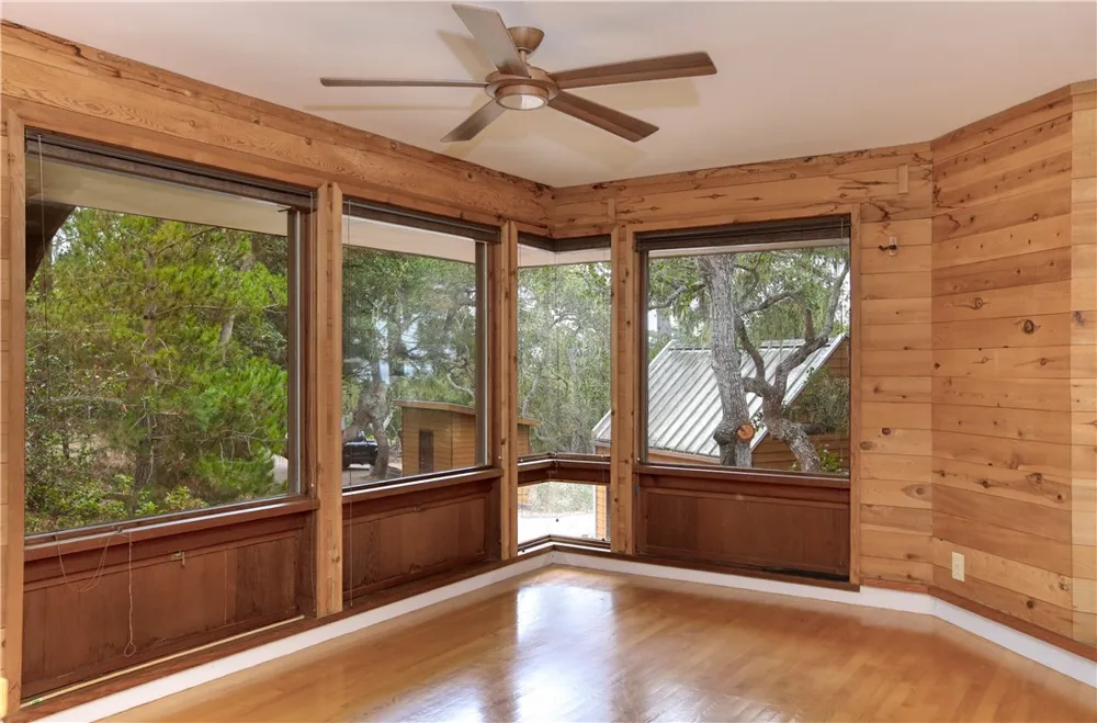 1021 Hillcrest Cambria, CA 93428