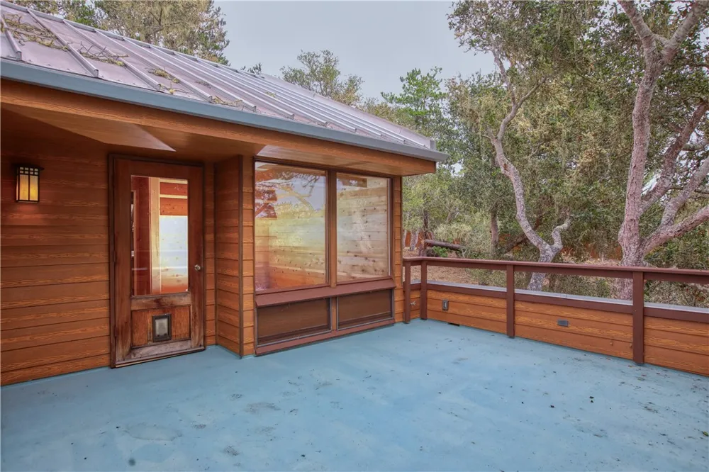 1021 Hillcrest Cambria, CA 93428