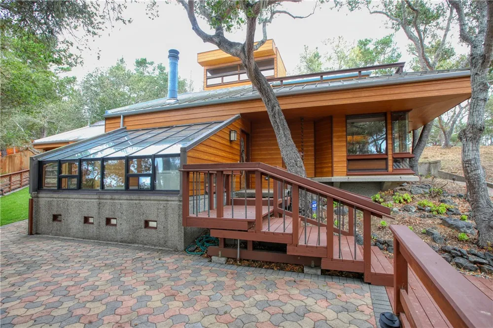 1021 Hillcrest Cambria, CA 93428