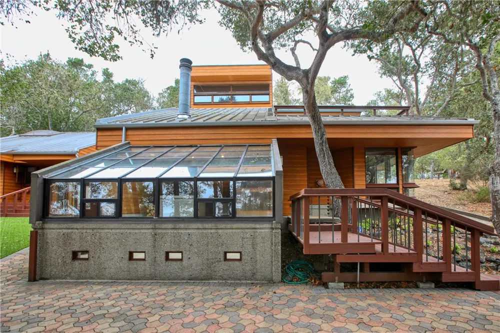1021 Hillcrest Cambria, CA 93428