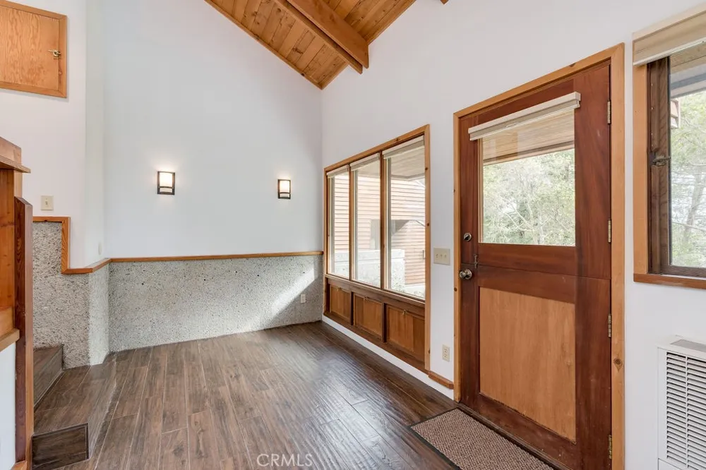1021 Hillcrest Cambria, CA 93428