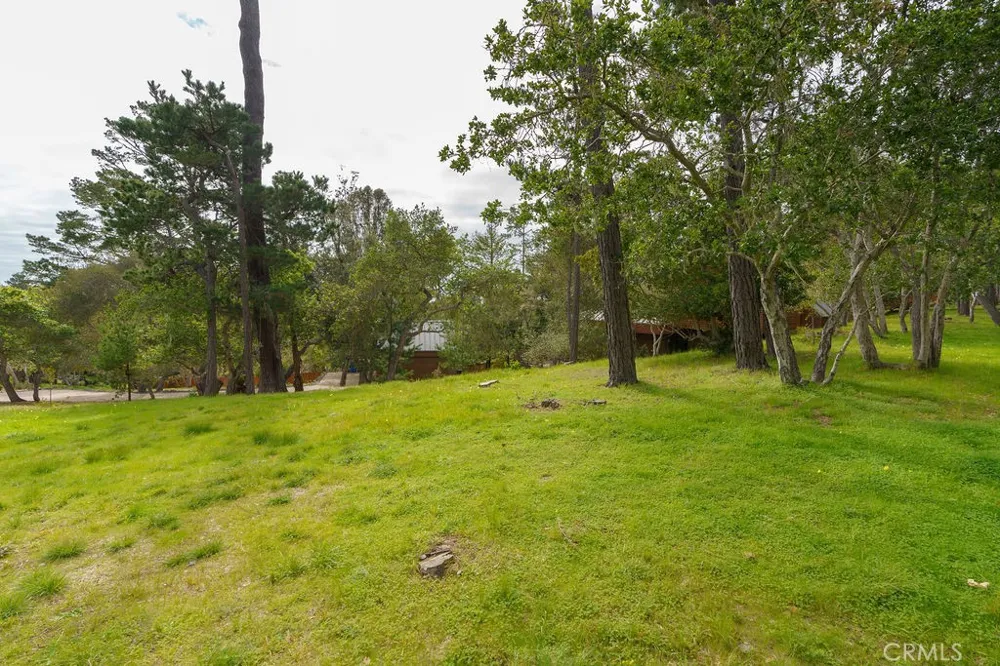 1021 Hillcrest Cambria, CA 93428