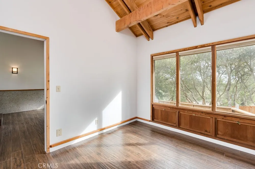 1021 Hillcrest Cambria, CA 93428