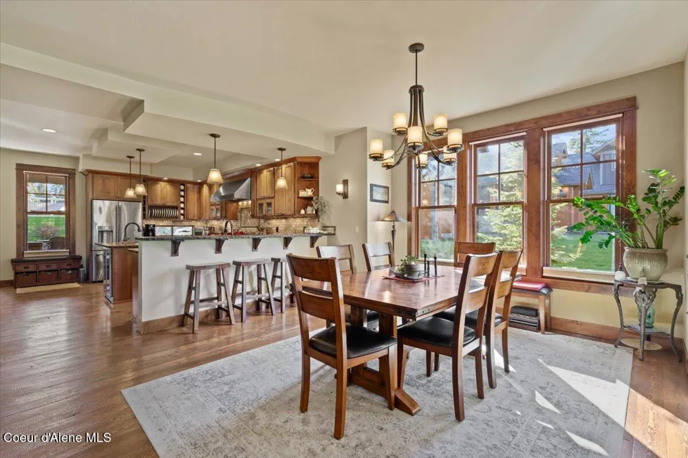 1538 E BRUIN LOOP Hayden, ID 83835