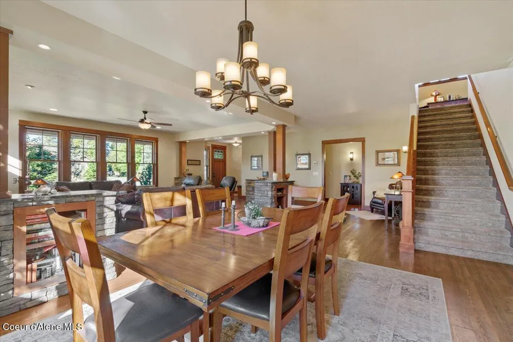 1538 E BRUIN LOOP Hayden, ID 83835