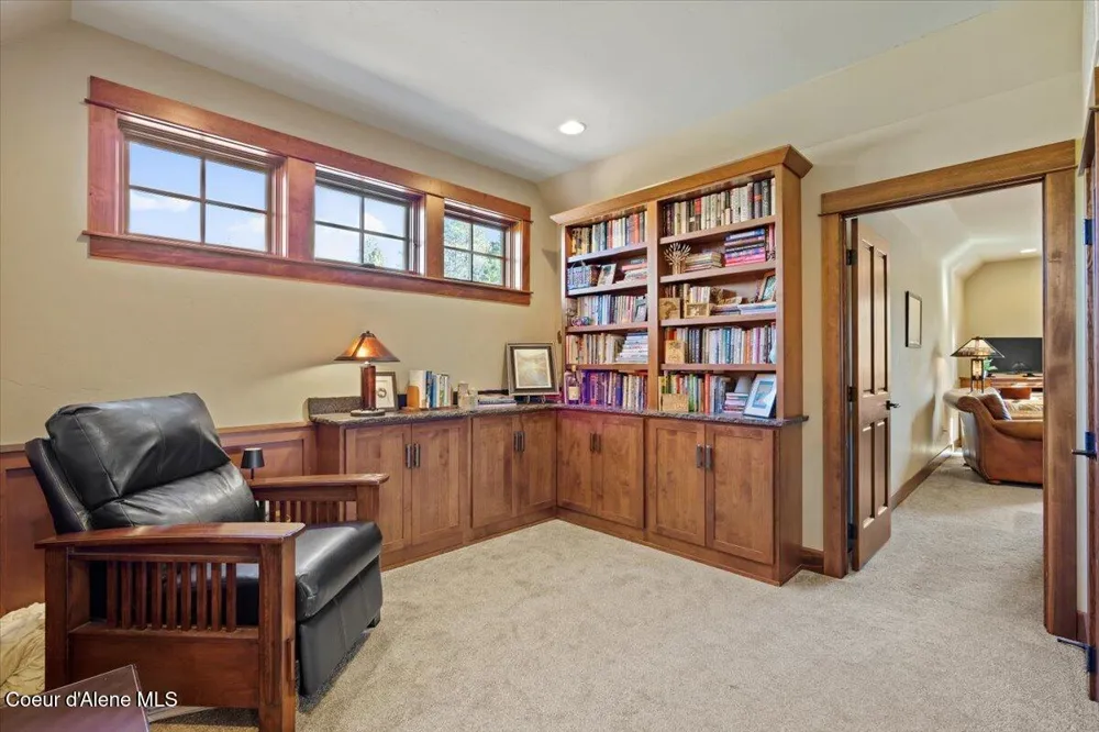 1538 E BRUIN LOOP Hayden, ID 83835