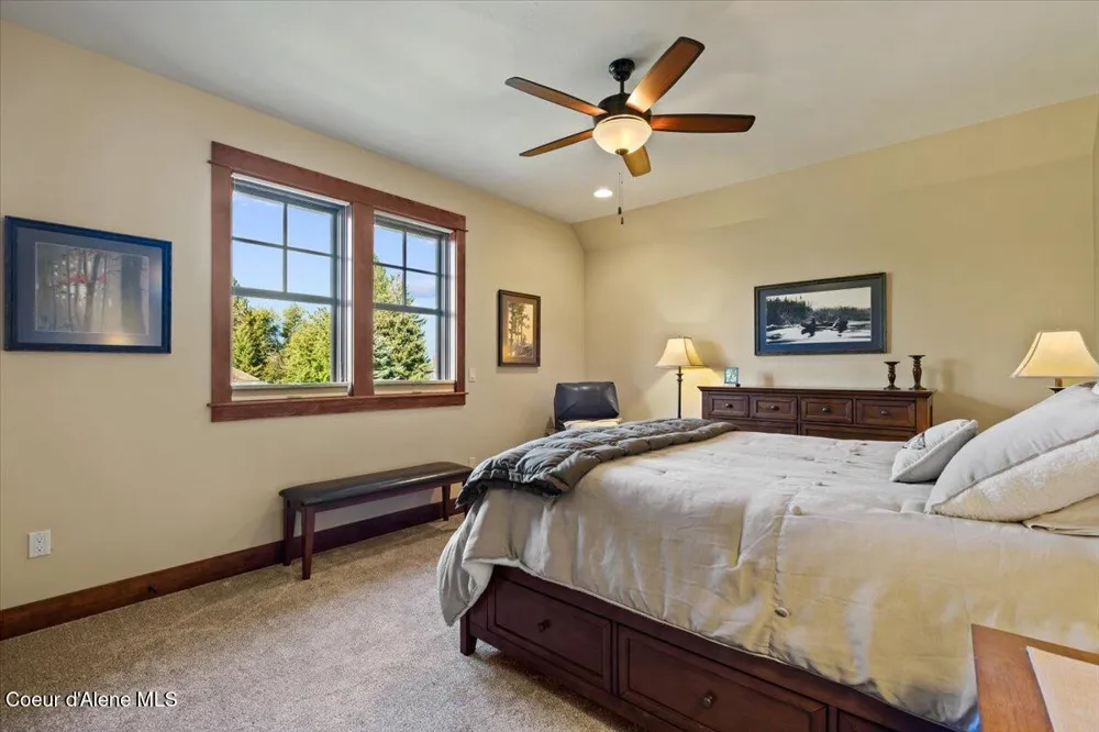 1538 E BRUIN LOOP Hayden, ID 83835