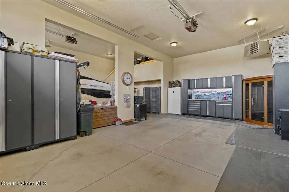 1538 E BRUIN LOOP Hayden, ID 83835